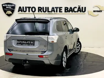 Mitsubishi Outlander 2.0 Benzina Hybrid 4x4 200CP 2013 12 Eu