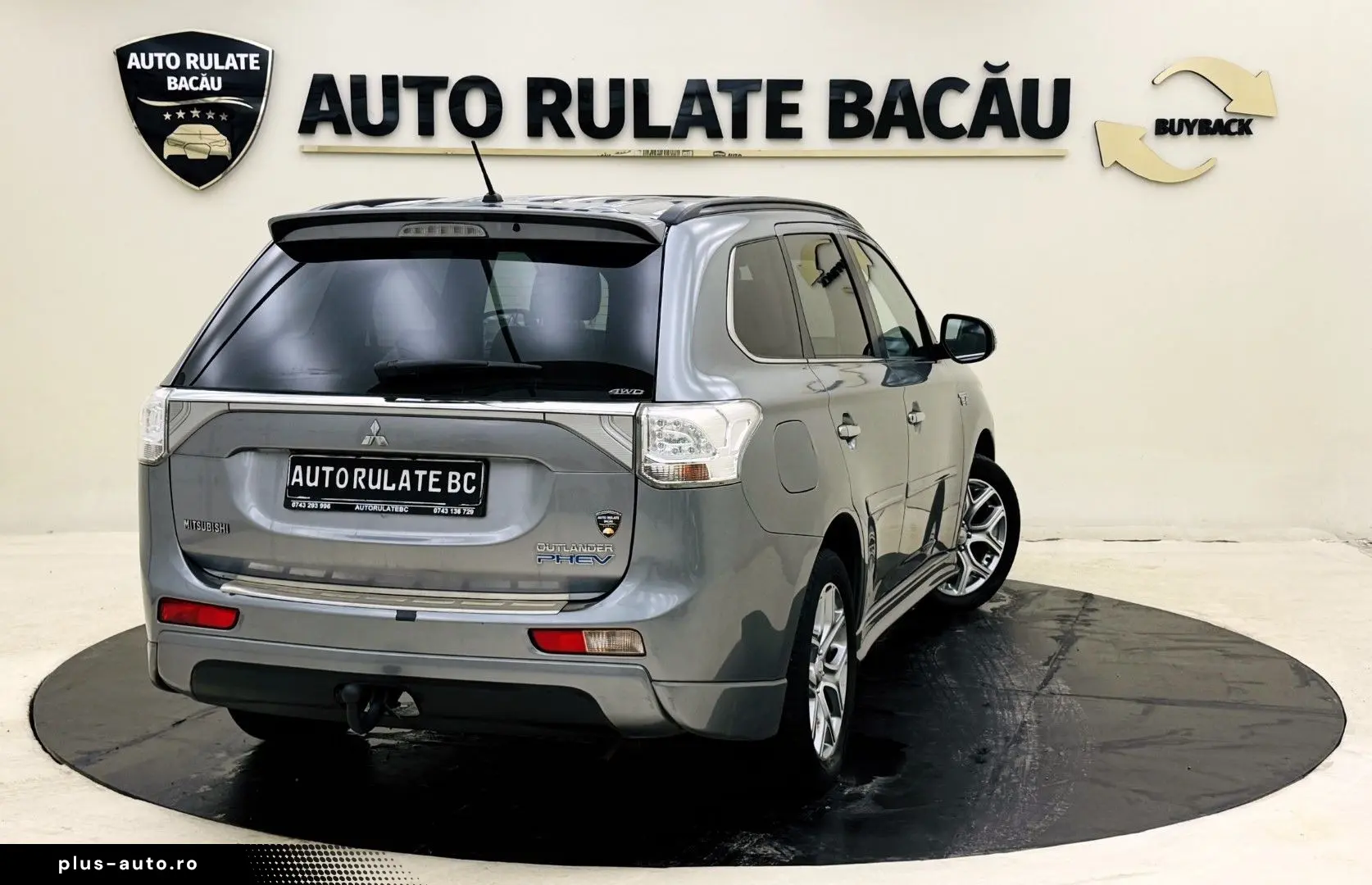 Mitsubishi Outlander 2.0 Benzina Hybrid 4x4 200CP 2013 12 Eu
