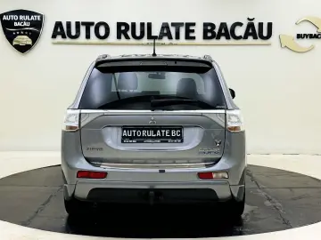 Mitsubishi Outlander 2.0 Benzina Hybrid 4x4 200CP 2013 12 Eu
