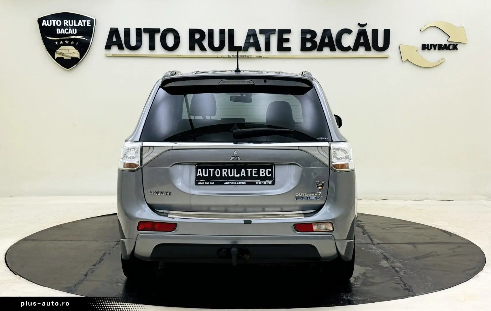 Mitsubishi Outlander 2.0 Benzina Hybrid 4x4 200CP 2013 12 Eu