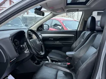 Mitsubishi Outlander 2.0 Benzina Hybrid 4x4 200CP 2013 12 Eu