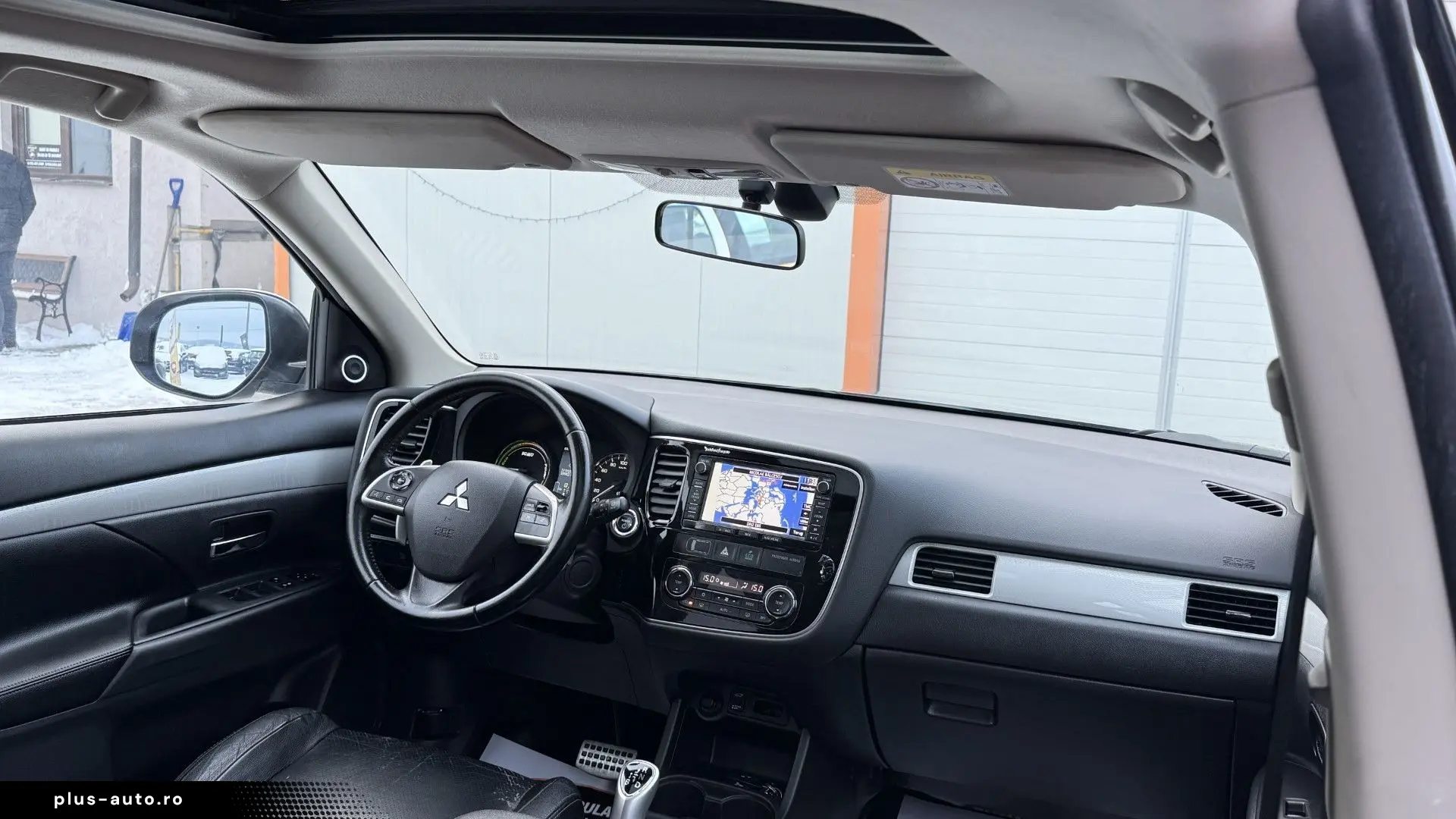 Mitsubishi Outlander 2.0 Benzina Hybrid 4x4 200CP 2013 12 Eu