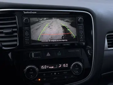 Mitsubishi Outlander 2.0 Benzina Hybrid 4x4 200CP 2013 12 Eu