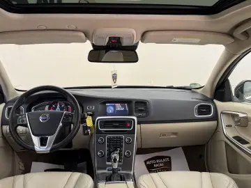 Volvo V60 2.4d Plug-in Hybrid 283CP 4x4 Automata 2013 10 Eur