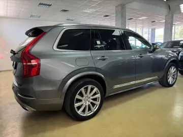 Volvo Xc-90
