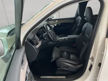 VOLVO XC90 B5 AWD Plus-Bright 7S Neues-Modell Luftfahr