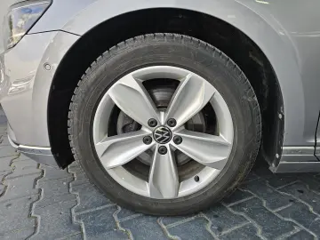Volkswagen Passat 1.5 TSI ACT DSG Highline
