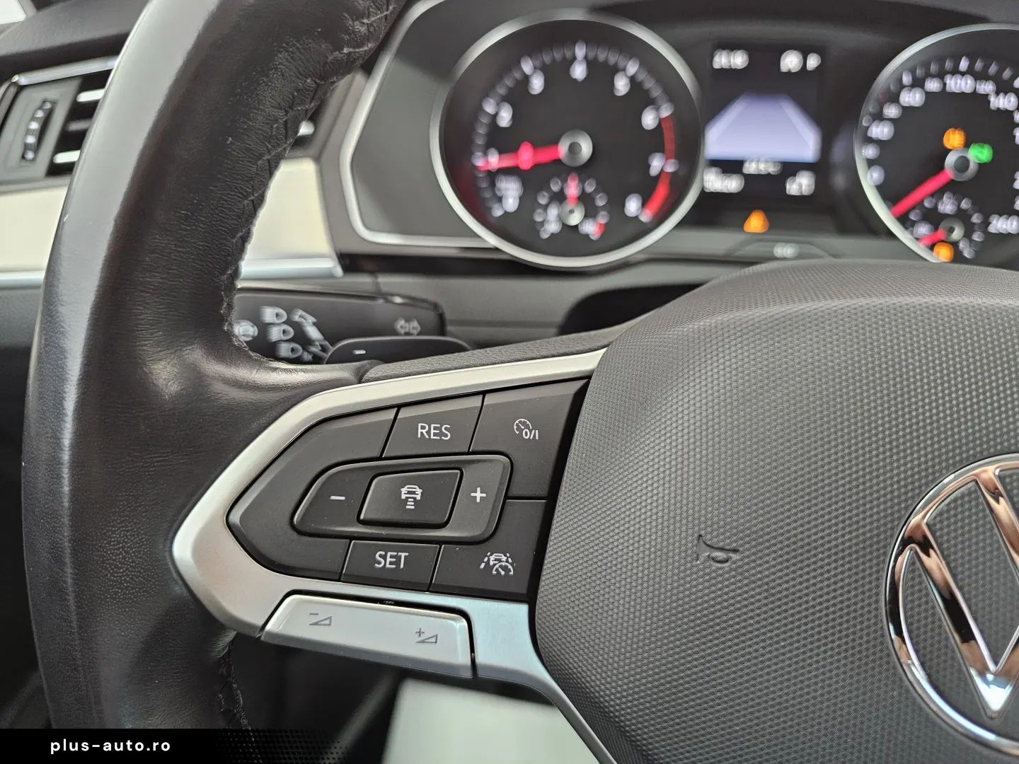 Volkswagen Passat 1.5 TSI ACT DSG Highline