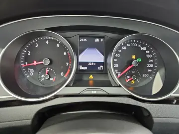 Volkswagen Passat 1.5 TSI ACT DSG Highline