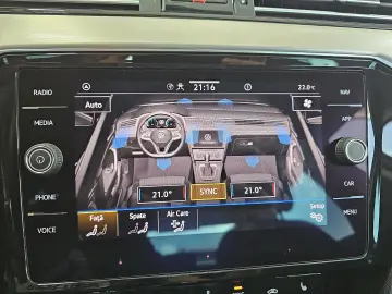 Volkswagen Passat 1.5 TSI ACT DSG Highline