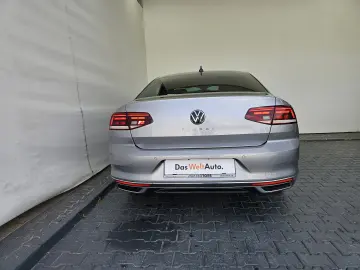 Volkswagen Passat 1.5 TSI ACT DSG Highline