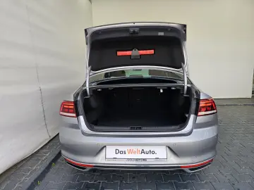 Volkswagen Passat 1.5 TSI ACT DSG Highline