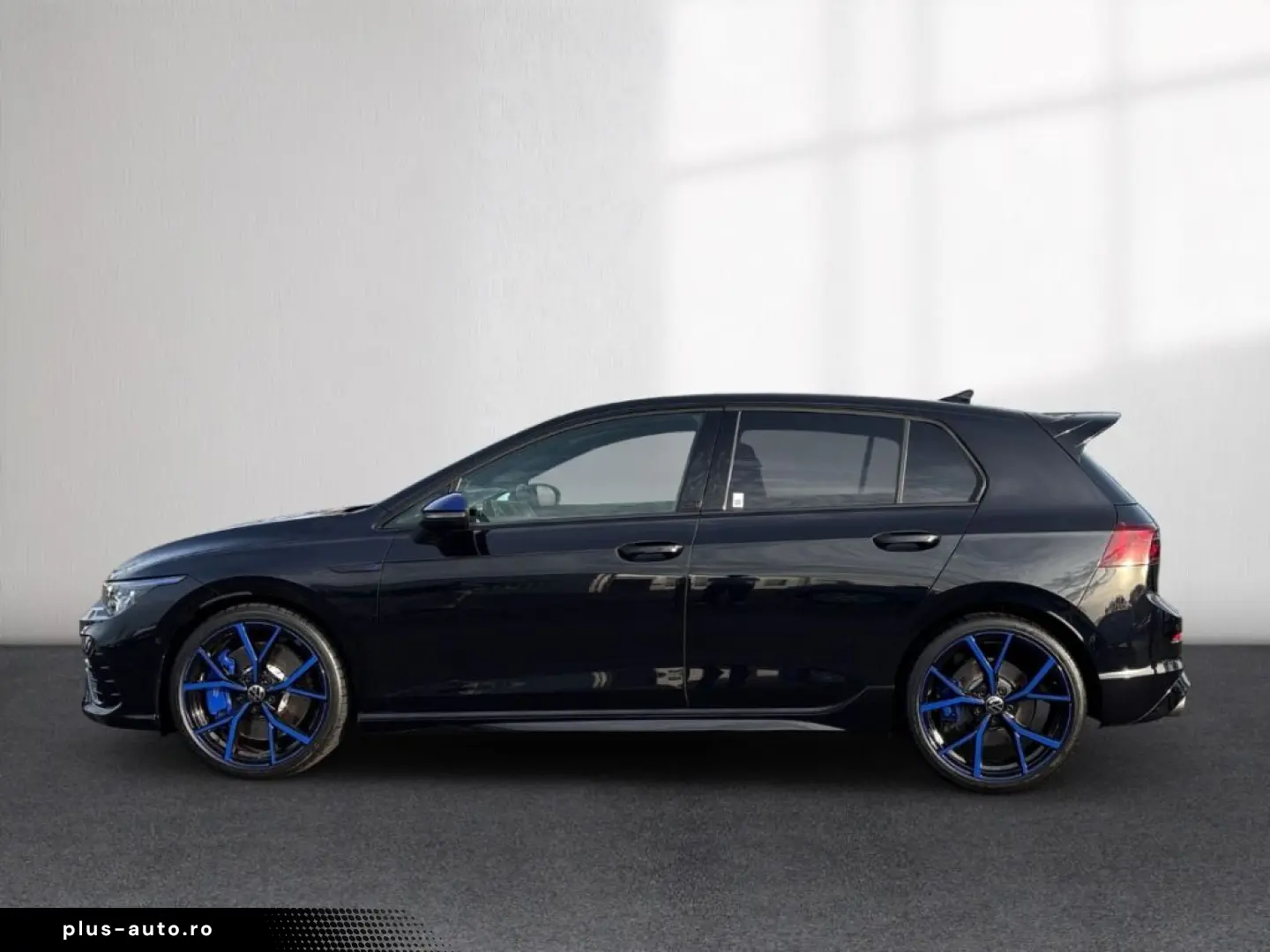 VW Golf R 20 Years IQ.LIGHT Akra Carbon 270kmh RKam