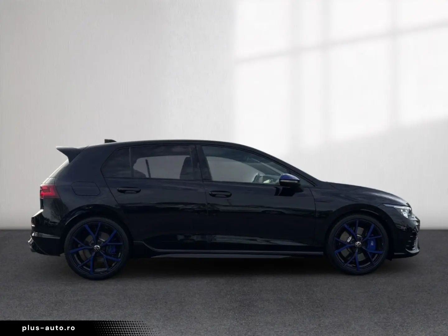 VW Golf R 20 Years IQ.LIGHT Akra Carbon 270kmh RKam