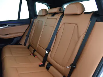 BMW iX3 - Garantie pana 12-2026