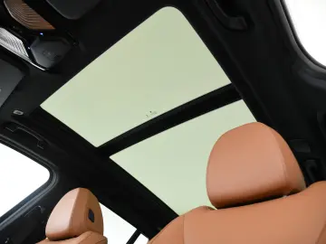 BMW iX3 - Garantie pana 12-2026