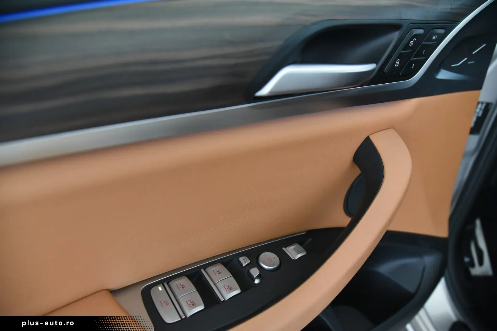 BMW iX3 - Garantie pana 12-2026