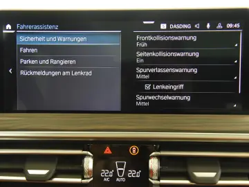 BMW iX3 - Garantie pana 12-2026