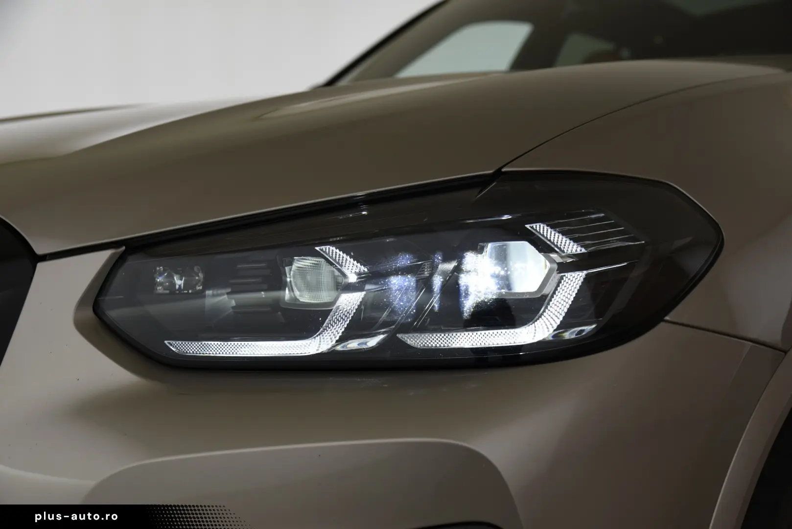 BMW iX3 - Garantie pana 12-2026