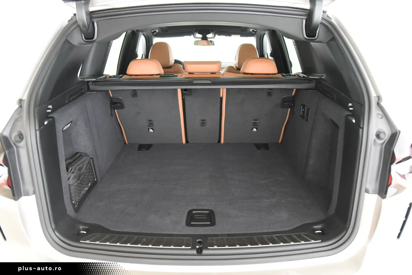 BMW iX3 - Garantie pana 12-2026