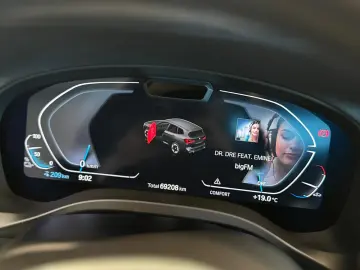 BMW iX3 - Garantie pana 12-2026