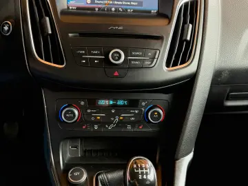 Ford Focus 2.0 TDCi 150 CP Euro 6   Garantie   Rate