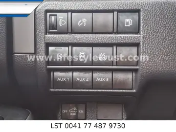 TOYOTA Tacoma 2.4L Hybrid TRD Off Road 4x4