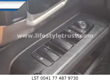 TOYOTA Tacoma 2.4L Hybrid TRD Off Road 4x4