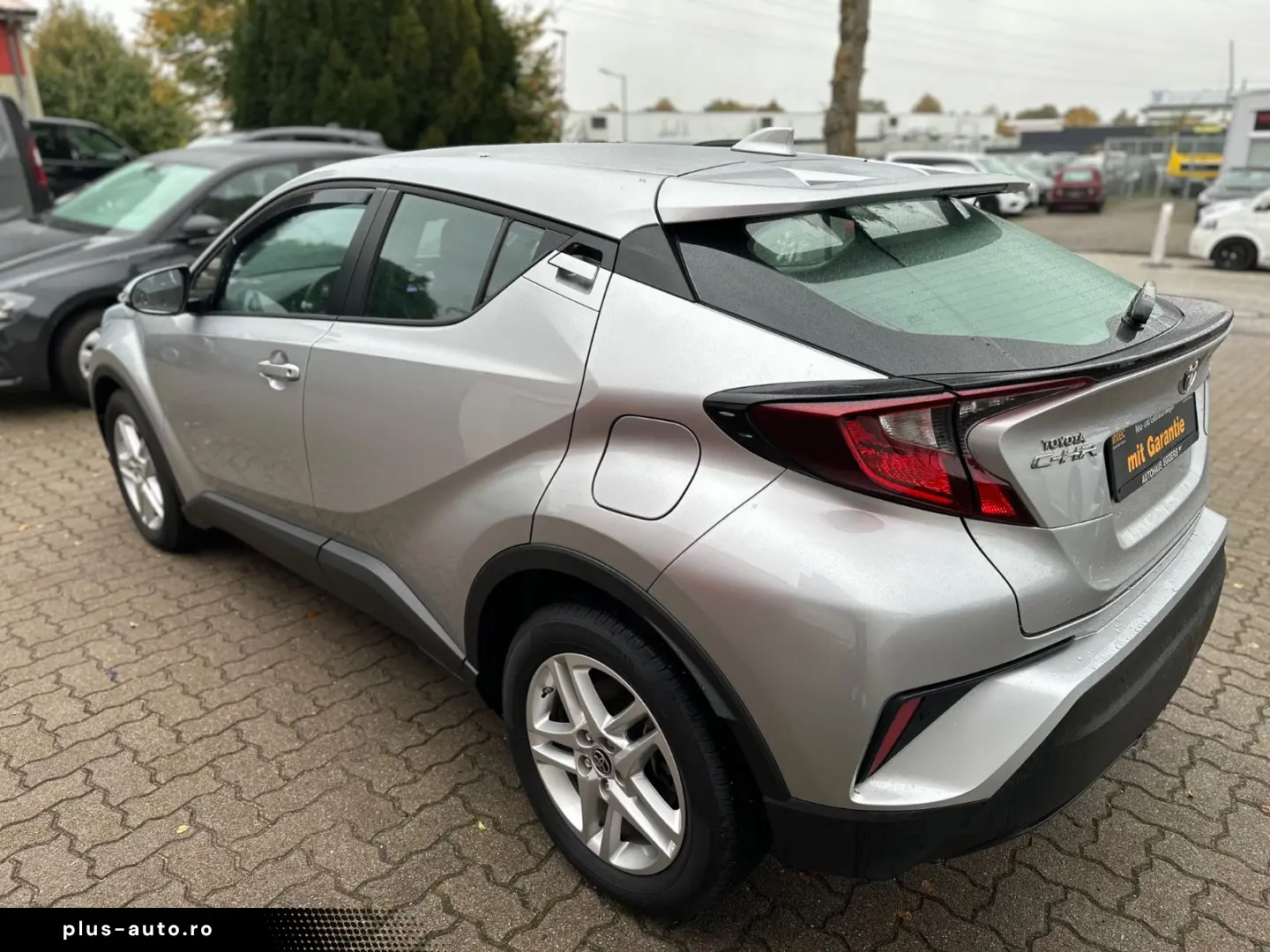 TOYOTA C-HR Hybrid Business Edition NAVI SHZ TEMP KAM