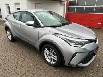 TOYOTA C-HR Hybrid Business Edition NAVI SHZ TEMP KAM