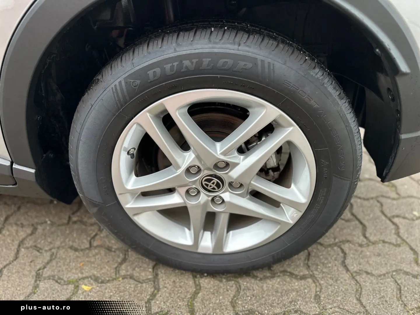 TOYOTA C-HR Hybrid Business Edition NAVI SHZ TEMP KAM