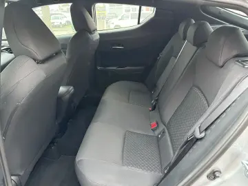 TOYOTA C-HR Hybrid Business Edition NAVI SHZ TEMP KAM