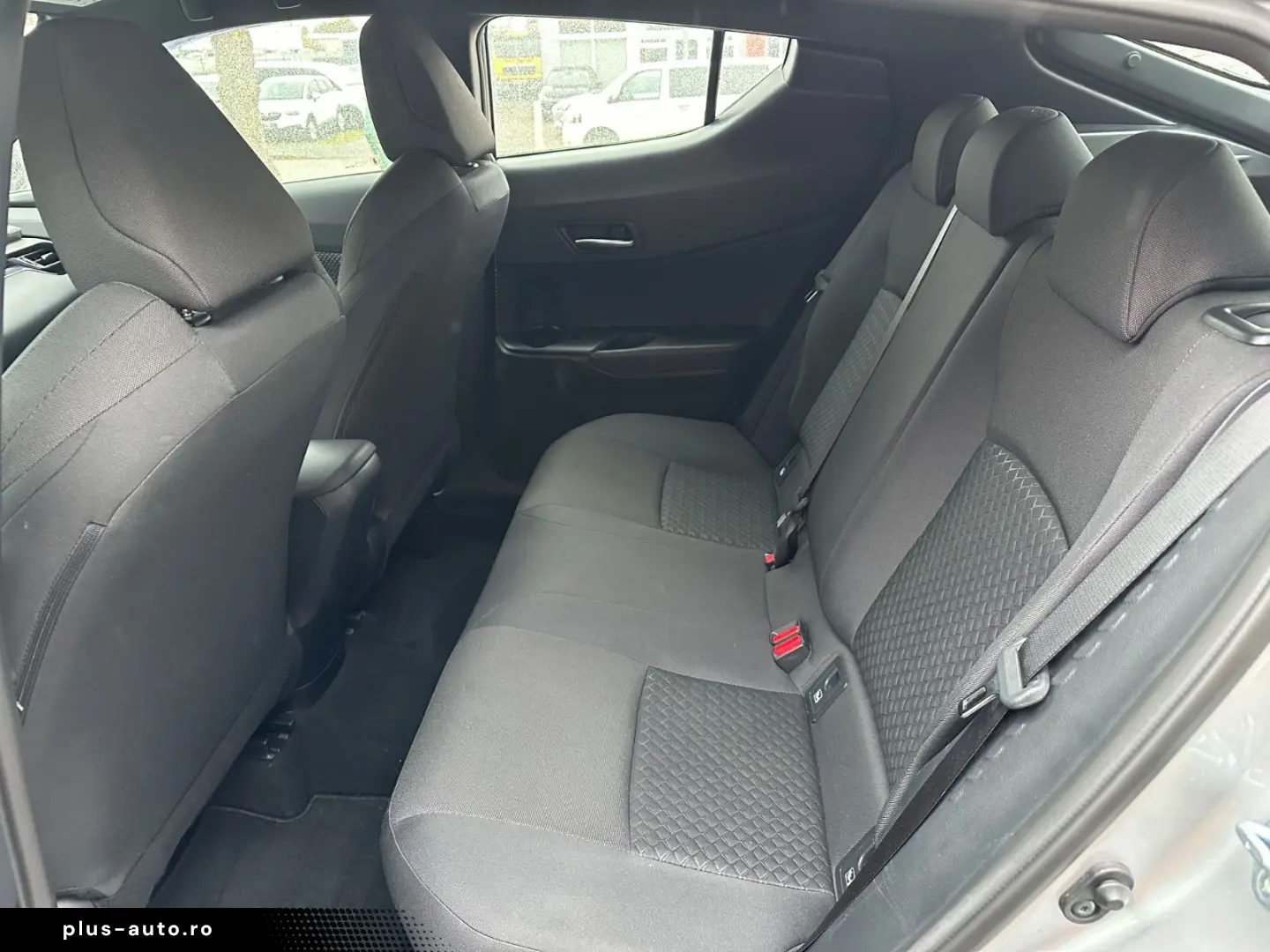 TOYOTA C-HR Hybrid Business Edition NAVI SHZ TEMP KAM