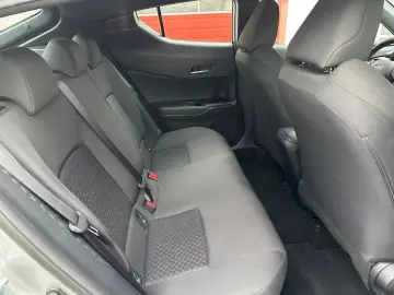 TOYOTA C-HR Hybrid Business Edition NAVI SHZ TEMP KAM