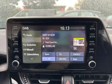 TOYOTA C-HR Hybrid Business Edition NAVI SHZ TEMP KAM