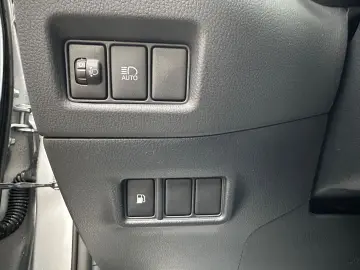 TOYOTA C-HR Hybrid Business Edition NAVI SHZ TEMP KAM