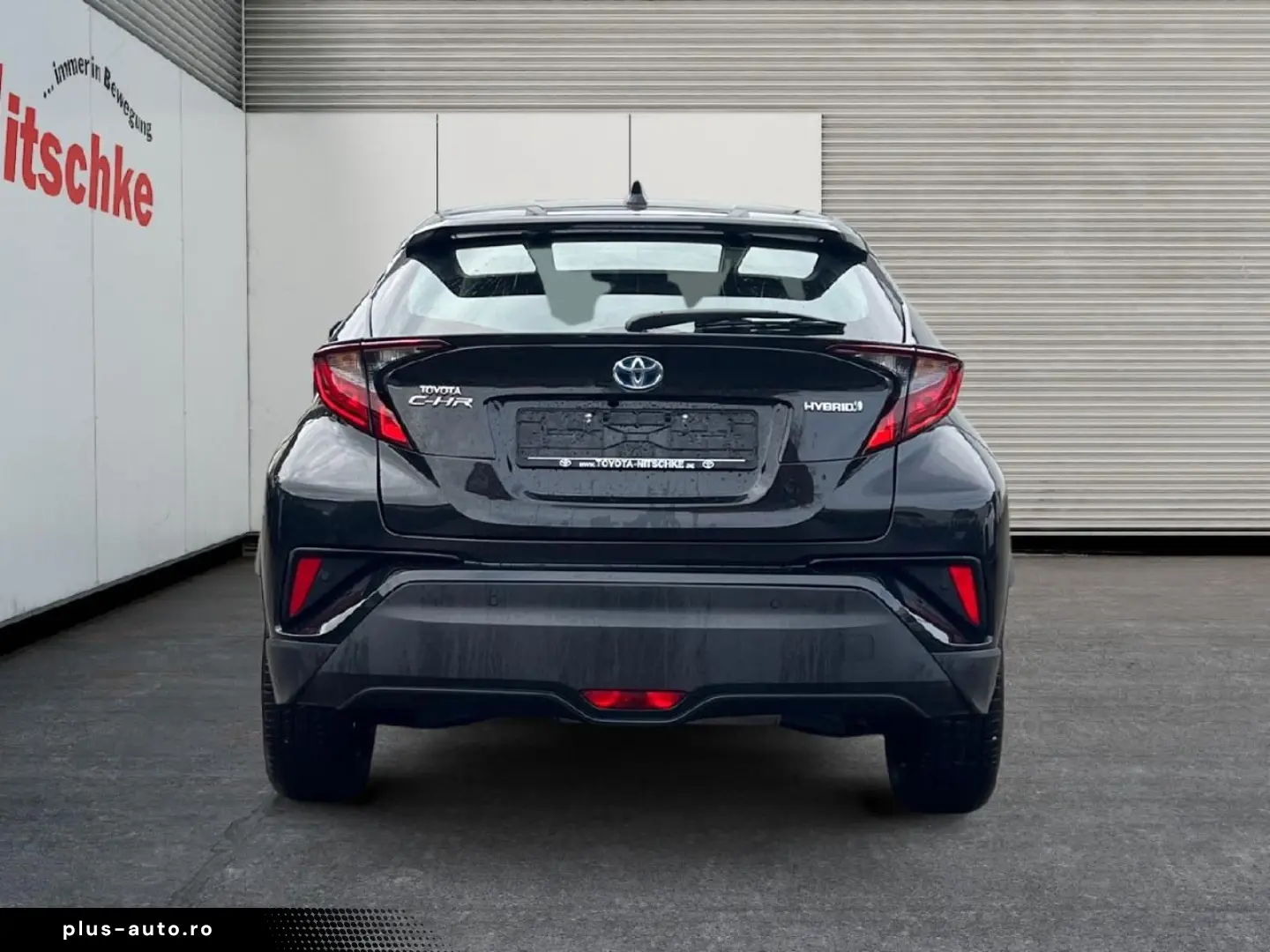 TOYOTA 1.8 L Hybrid Business Edition