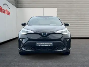 TOYOTA 1.8 L Hybrid Business Edition