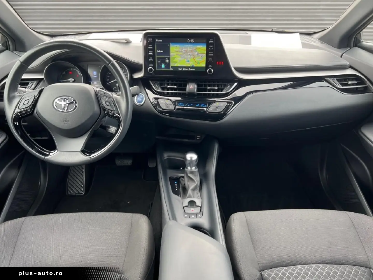TOYOTA 1.8 L Hybrid Business Edition