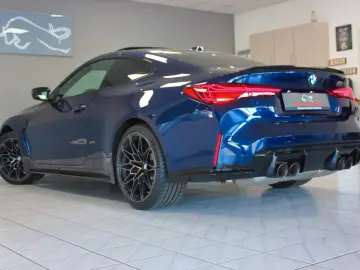 BMW M4 Competition~Individual~FACELIFT~wie NEU! ~DE