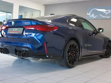 BMW M4 Competition~Individual~FACELIFT~wie NEU! ~DE