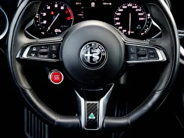 ALFA ROMEO Stelvio Quadrifoglio 2 9 V6 Bi Turbo 375KW