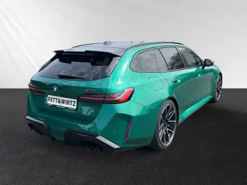 BMW M5 Touring AHK Panorama DAProf. B&W