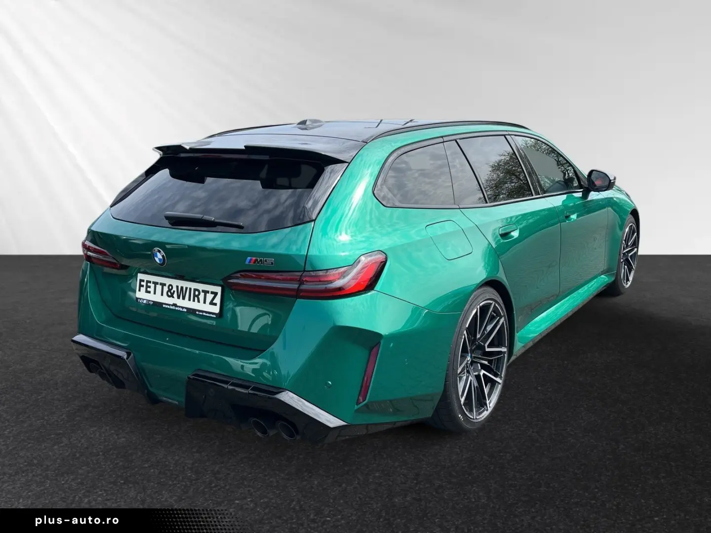 BMW M5 Touring AHK Panorama DAProf. B&W