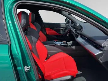 BMW M5 Touring AHK Panorama DAProf. B&W