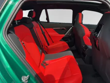 BMW M5 Touring AHK Panorama DAProf. B&W