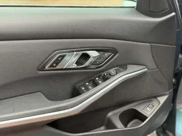 BMW 330I XDRIVE 2020 - Import America