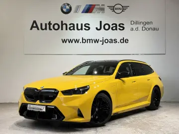 BMW M5 Touring  Sonderlackierung  Sitzbelüftung  Bow