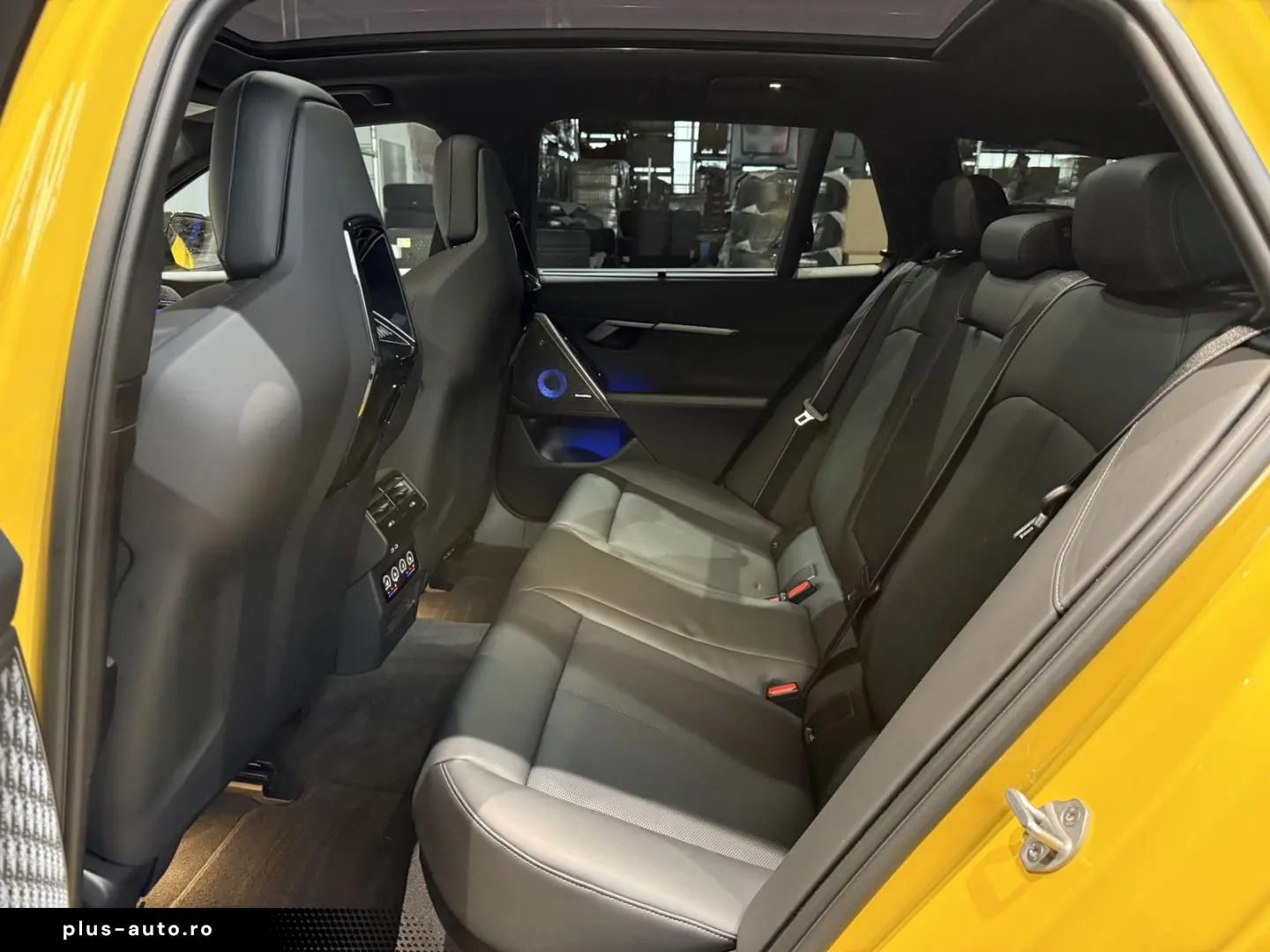 BMW M5 Touring  Sonderlackierung  Sitzbelüftung  Bow