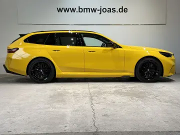 BMW M5 Touring  Sonderlackierung  Sitzbelüftung  Bow